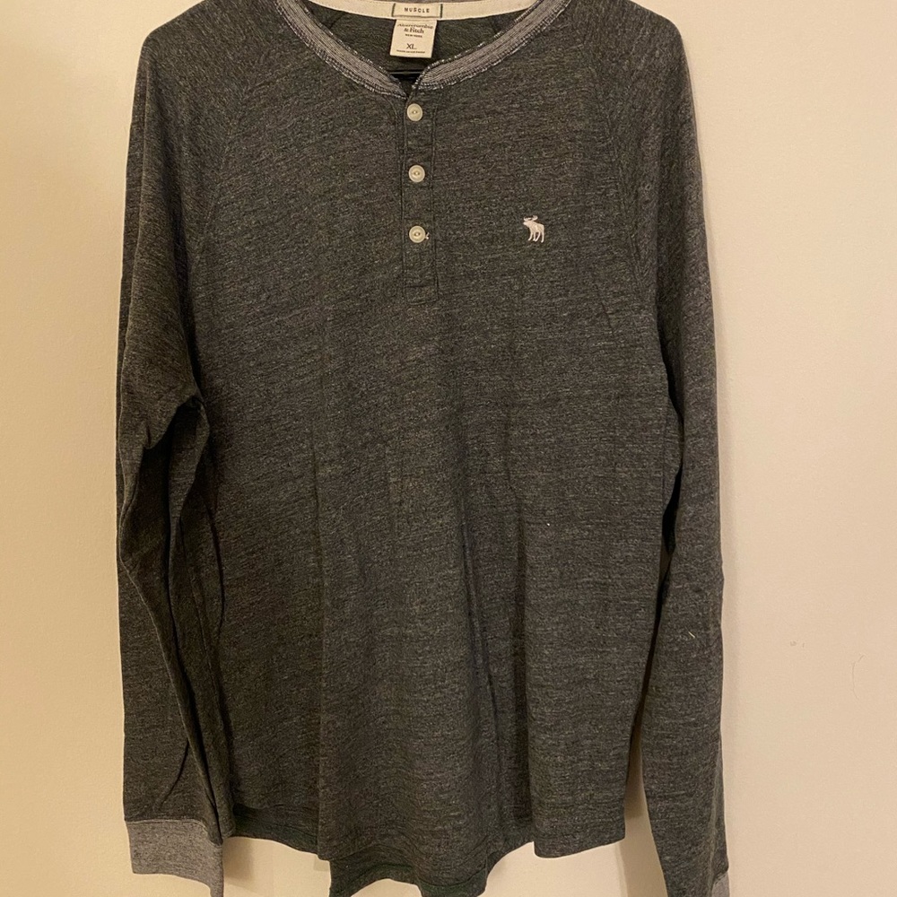 NWOT A&F long sleeve shirt